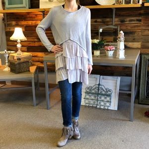 Grey sweater top. Selfie Couture. Size small